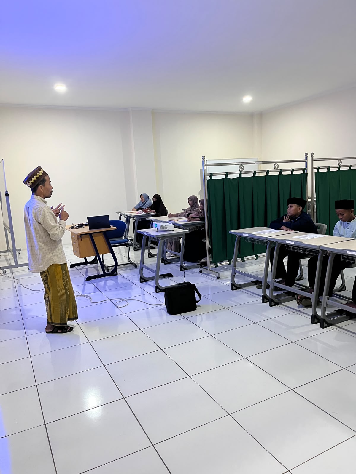 Fasilitas Ruang Komputer