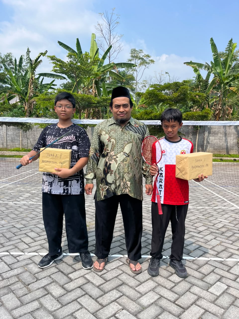 Semarak HUT Ke-81 RI, Santri SMP Unggulan Al Azhariyyah Ikuti Beragam Lomba